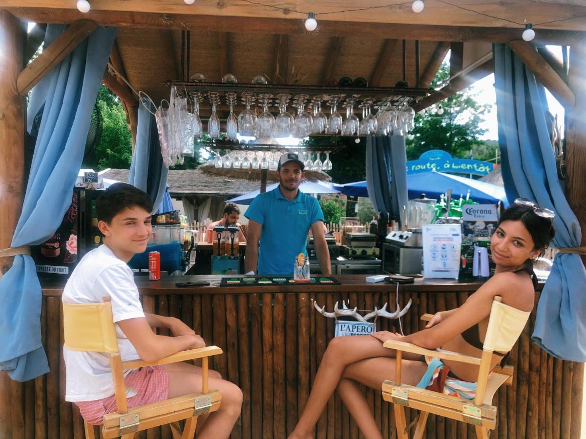 Camping Paradis Family Des Issoux Lalevade-dʼArdèche Екстериор снимка