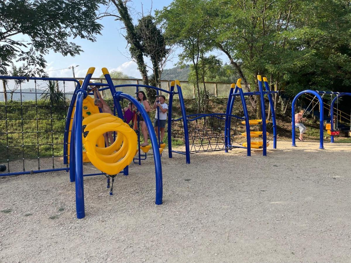 Camping Paradis Family Des Issoux Lalevade-dʼArdèche Екстериор снимка