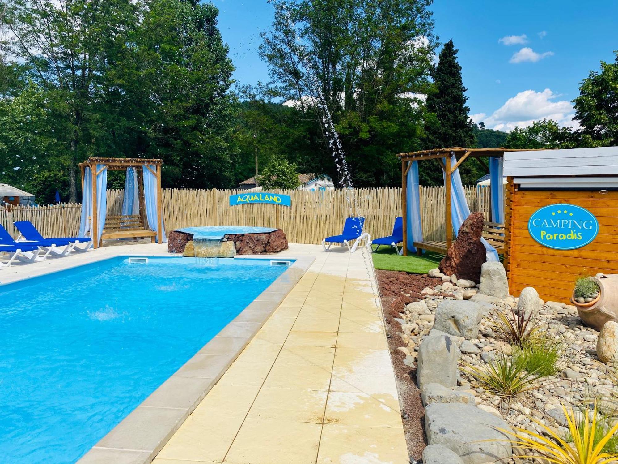 Camping Paradis Family Des Issoux Lalevade-dʼArdèche Екстериор снимка